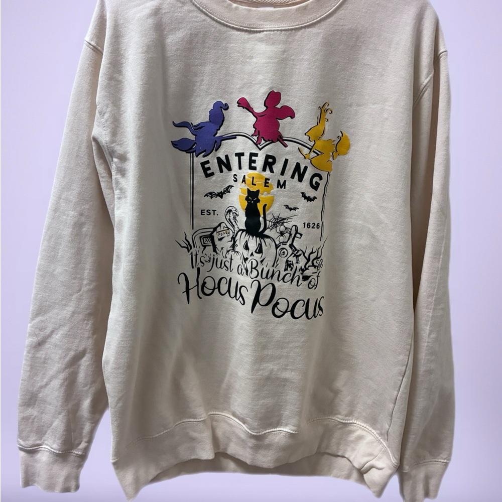 Hocus Pocus Salem Graphic Sweatshirt - Cream